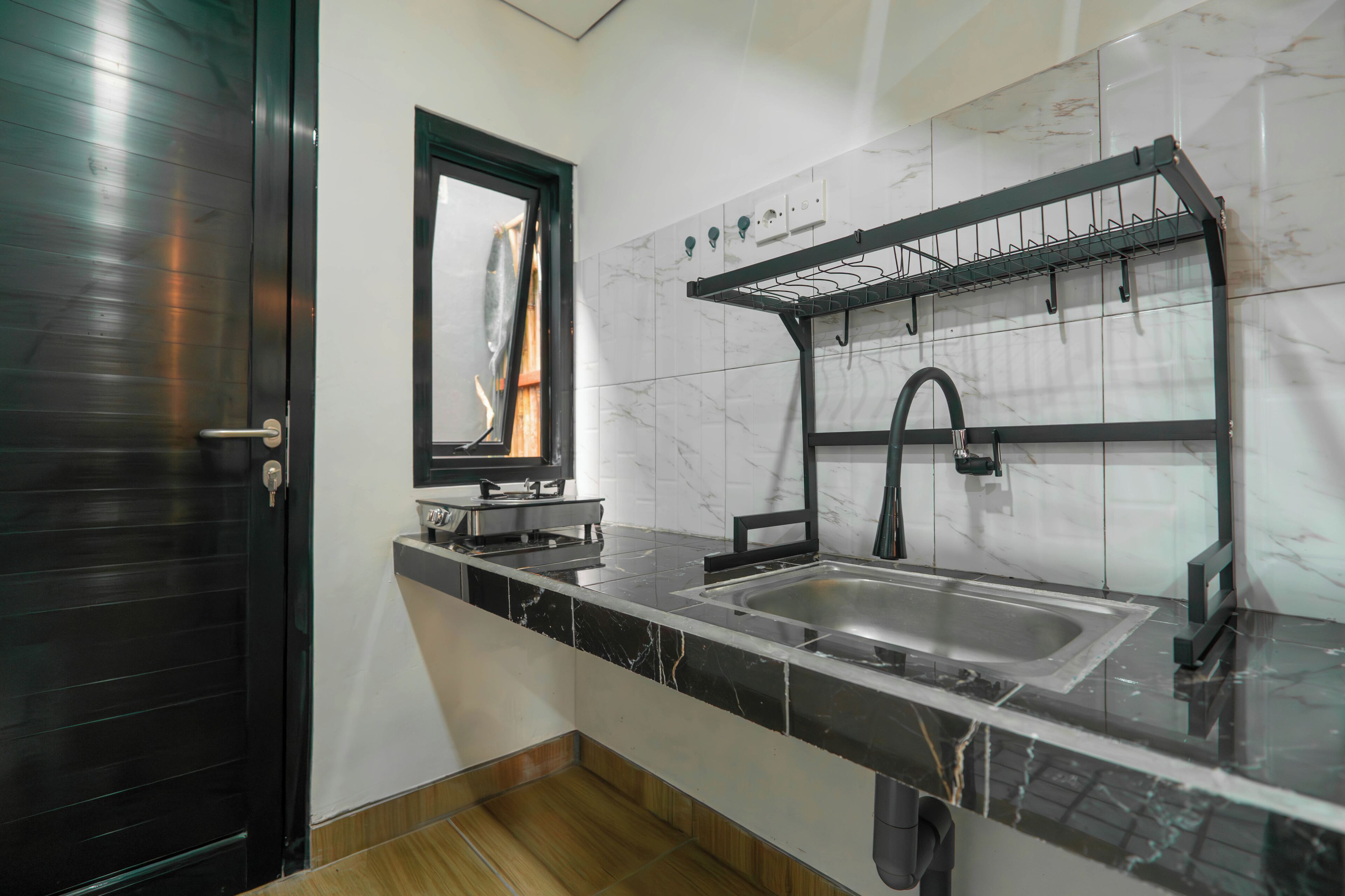 Studio Deluxe, ban công, quang cảnh hồ bơi | Bếp nhỏ riêng