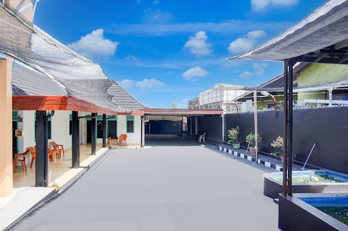 Hotel O Al Barokah Embun Kostel Syariah