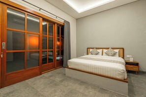 Superior Double Room, Pool View