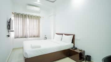 Deluxe Single Room, Patio, City View | City view