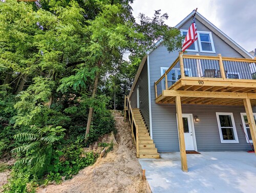 5BR 3.5BA Dune Side Home w/ Short Walk to the BEACH! NEW LISTING - Built in 2022
