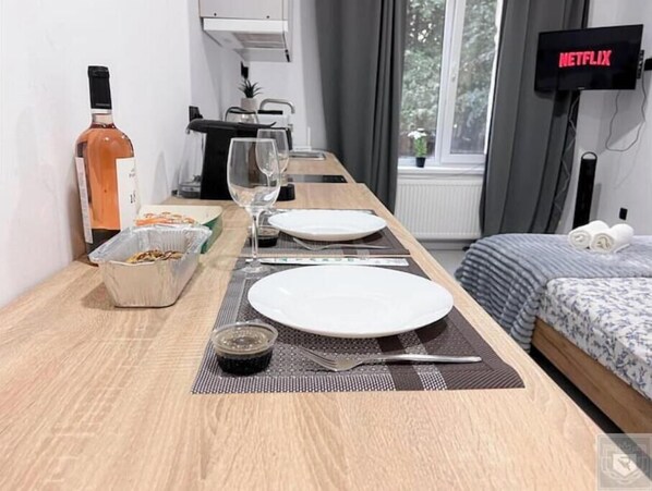 تناول الطعام