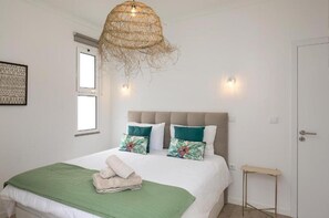 3 bedrooms, iron/ironing board, travel crib, free WiFi