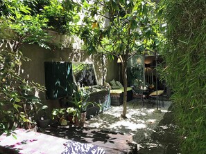 Apartment | Terrace/patio - Duplex Private Garden Heart 15 Paris District (Paris)