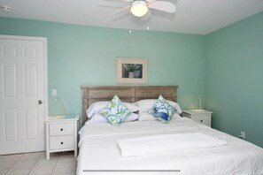 2 bedrooms, iron/ironing board, free WiFi