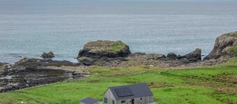 Wow sea-view! walks, cliffs, wildlife