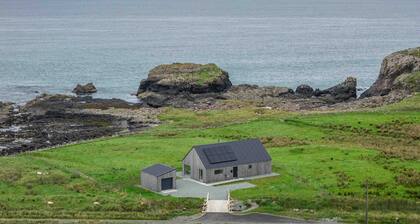 Wow sea-view! walks, cliffs, wildlife