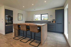 Ofen, Herdplatte, Geschirrspüler