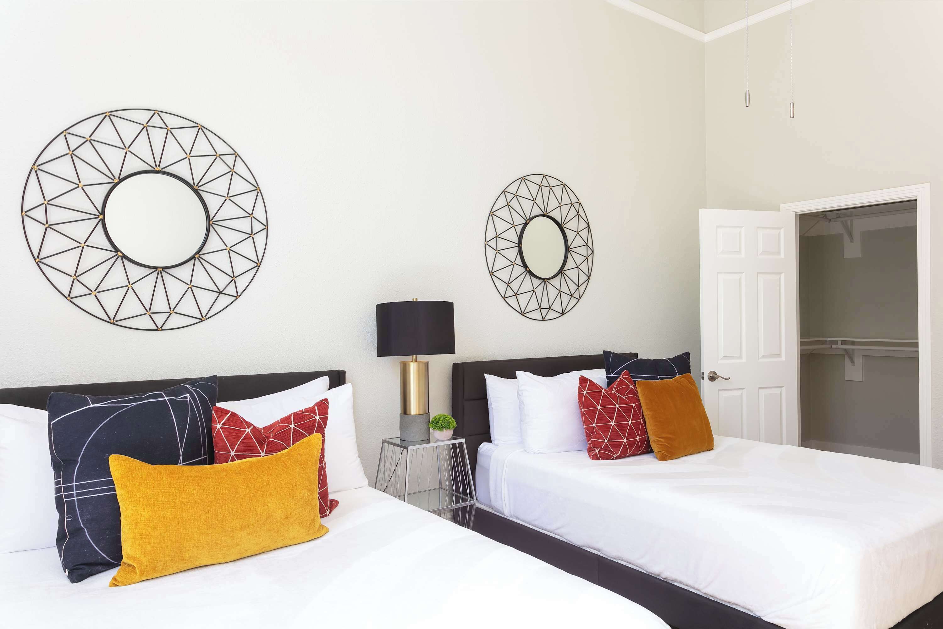 2 slaapkamers, een strijkplank/strijkijzer, wifi