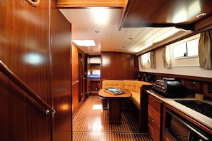 3 bedrooms, Internet, bed sheets