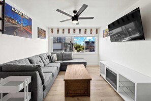TV