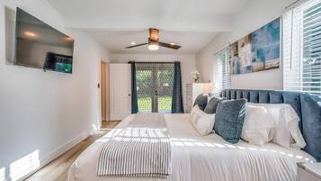 4 habitaciones, tabla de planchar con plancha, cuna de viaje y wifi