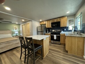Fridge, microwave, oven, coffee/tea maker
