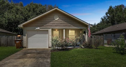 NEW! Relaxing Pace Bay House