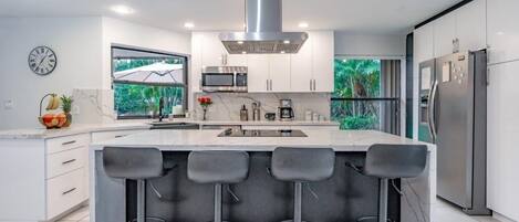 Fridge, microwave, oven, dishwasher