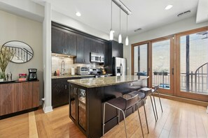 Fridge, microwave, oven, dishwasher