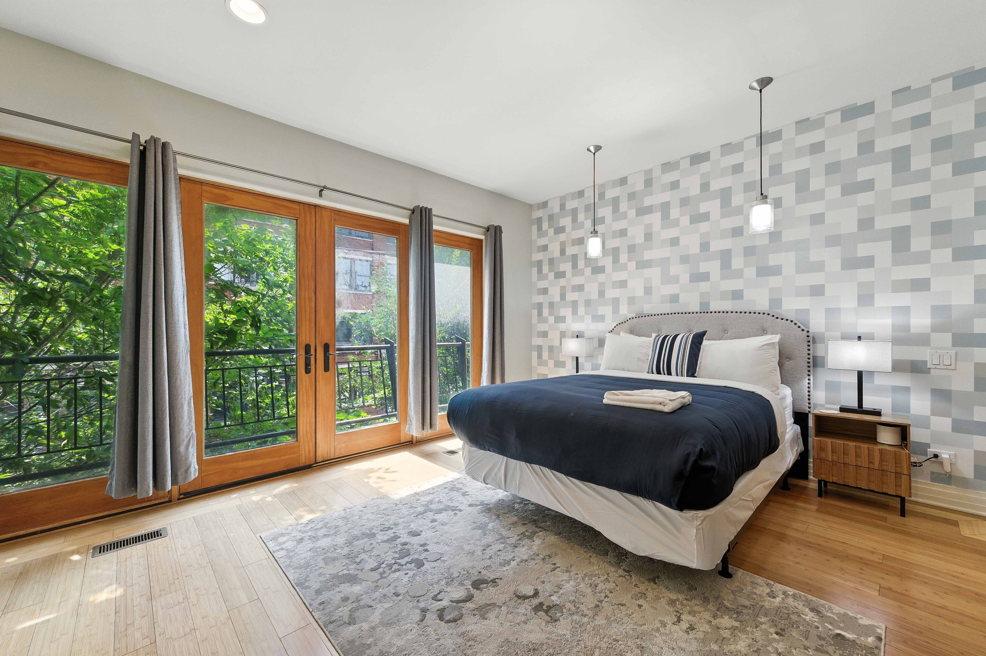 3 bedrooms, iron/ironing board, travel crib, WiFi