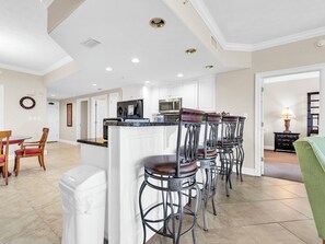 Dining - ☀️Stunning Gulf Views-Pool-Treasure Island 1804☀️ (Panama City Beach)
