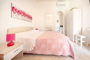 1 habitación, wifi y ropa de cama 