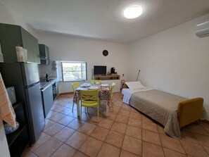 Fer et planche à repasser, Wi-Fi, draps fournis