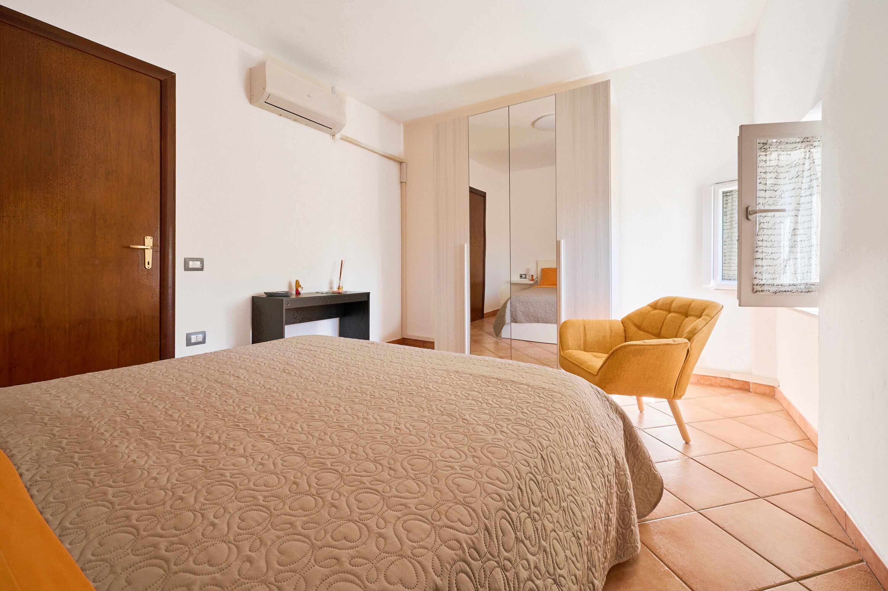 2 chambres, fer et planche à repasser, Wi-Fi, draps fournis