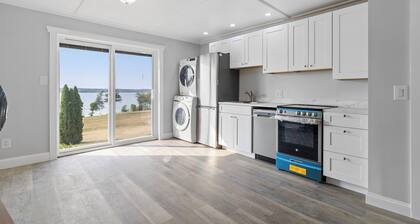 Victorian home-1 Bedroom 1 Bathroom Master unit with view of St Lawrence River
