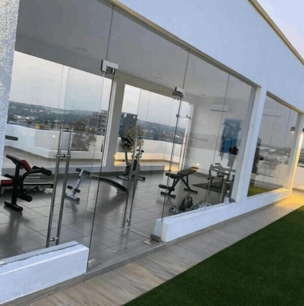 Fitness facility - Studio Apartment at Oasis Park Residences (Accra)