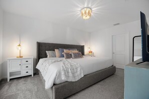 4 chambres, fer et planche à repasser, Wi-Fi, draps fournis