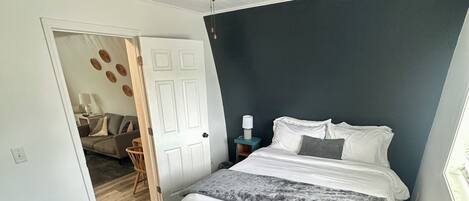 1 bedroom, free WiFi, bed sheets