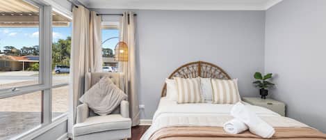 4 habitaciones, escritorio, tabla de planchar con plancha y wifi gratis