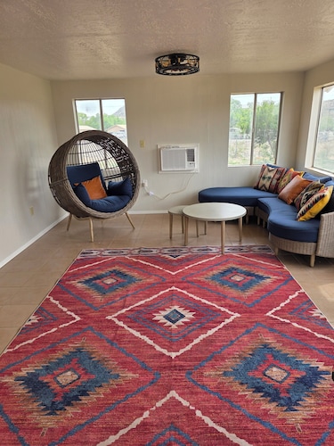 Charming 2-bedroom house in Navajo Dam with AC