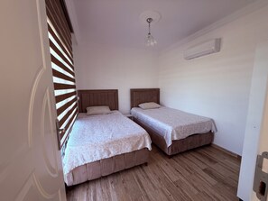 WiFi, bed sheets