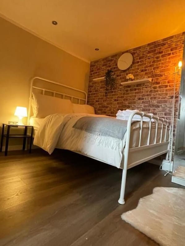 Double Room A, Patio, Courtyard View | Accès au Wi-Fi (inclus)