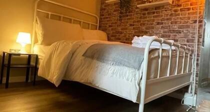 manchester modern signature studio