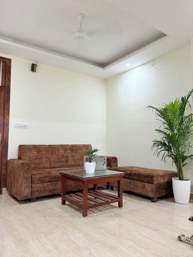Superb apartment with AC in vibrant Rishikesh