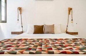 Family Apartment | Desk, laptop workspace, blackout drapes, iron/ironing board - Habitat Hospedagens (Arraial do Cabo)