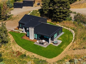 Exterior - Resolute Ridge Meadow House (Bozeman)