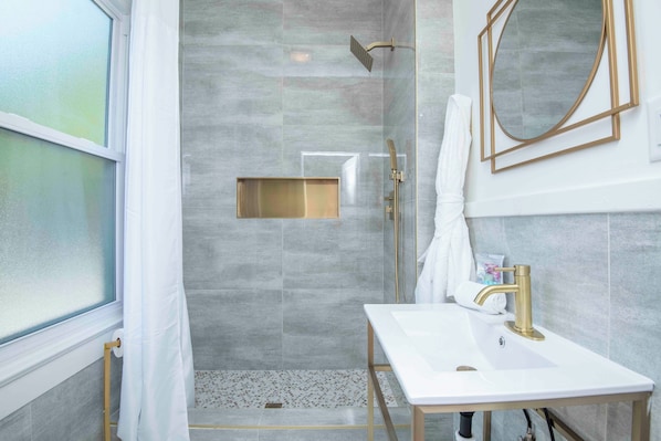 Towels, soap, toilet paper