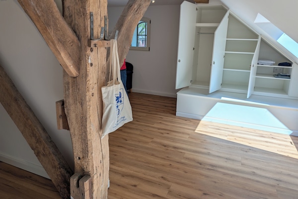 Großer Schrank