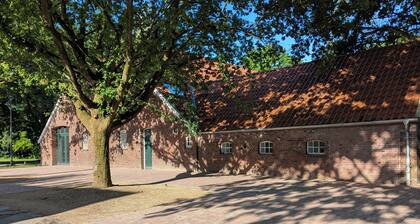 Fehnblick: Vacation apartment in the Frisian Gulfhof with 2 bedrooms, not barrier-free