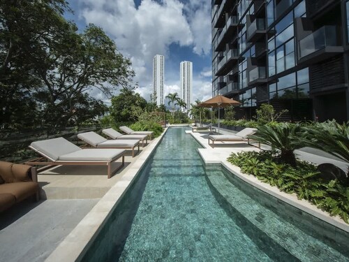 Cozy Urban Loft 1br near Coast