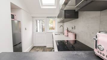 Lavastoviglie, pentole/stoviglie/utensili