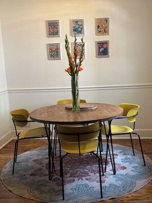 Dining - Charming 3-bedroom house in Springhill (Mobile)