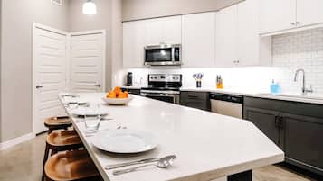 Microwave, oven, stovetop, dishwasher