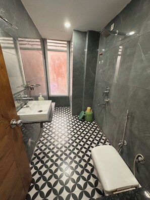 Bathroom - Hotel Classic Inn (Indore)