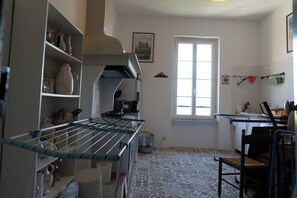 Micro-ondas, fogão, cooktop