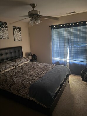 3 bedrooms, WiFi, bed sheets - NICE GETAWAY IN CHESAPEAKE (Chesapeake)