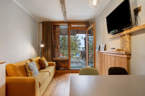 Appartement 'Casa Andrea Vista Monte Bianco' avec vue sur la montagne, balcon et Wi-Fi