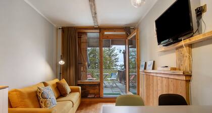 Appartement 'Casa Andrea Vista Monte Bianco' avec vue sur la montagne, balcon et Wi-Fi