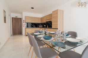 Dining - Lovely, fully equipped 2BR home 5 min from beach (St. Paul`s Bay)